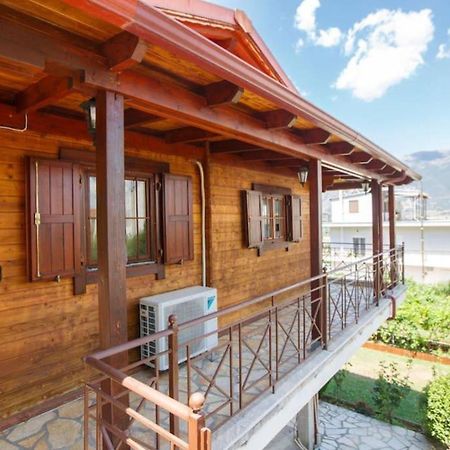 Wooden House In Ioannina Apartment Exterior photo