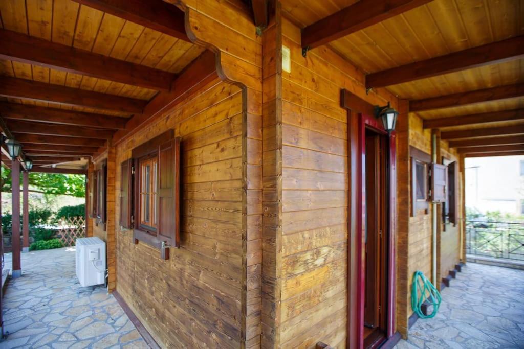 Wooden House In Ioannina Apartment Exterior photo
