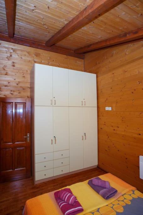 Wooden House In Ioannina Apartment Exterior photo