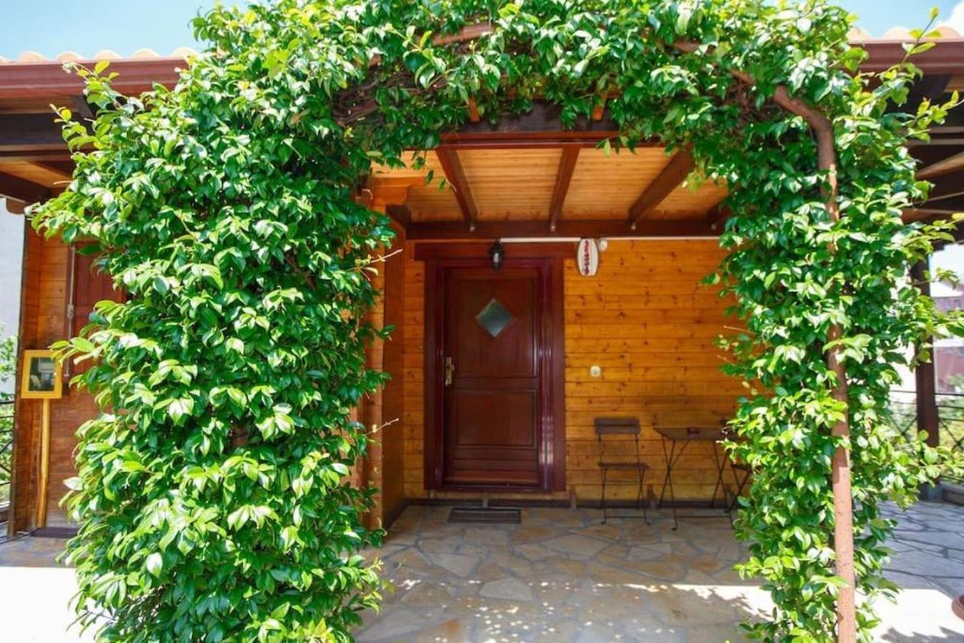 Wooden House In Ioannina Apartment Exterior photo